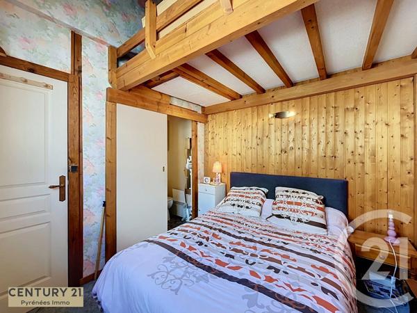 Appartement T2 à vendre  2 pièces - 33,25 m 2   BAGNERES DE LUCHON  - 31