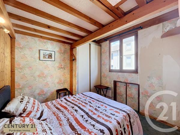 Appartement T2 à vendre  2 pièces - 33,25 m 2   BAGNERES DE LUCHON  - 31
