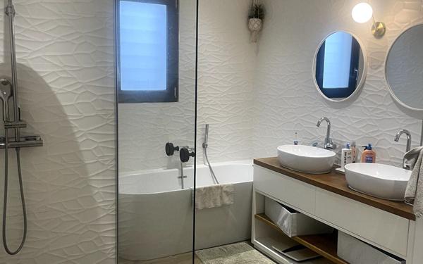 Maison à vendre    5 pièces •  Bellegarde