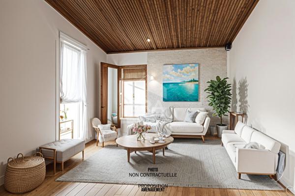 TRES BEL EMPLACEMENT - ENTRE PLAGE ET MARCHE