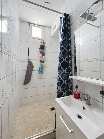 Appartement Livron Sur Drome lumineux et climatisé 3 pièce(s) 52.46 m2