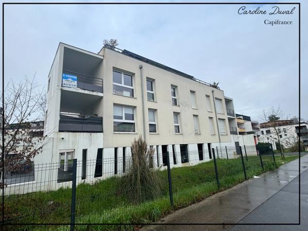 Dpt Gironde (33), à vendre VILLENAVE D'ORNON apt T3 avec terrasse et deux places de parking
