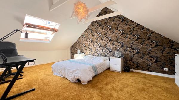 QUIMPER (29) - Appartement duplex type 5 de 173 m² habitable - Garage de 106 m²
