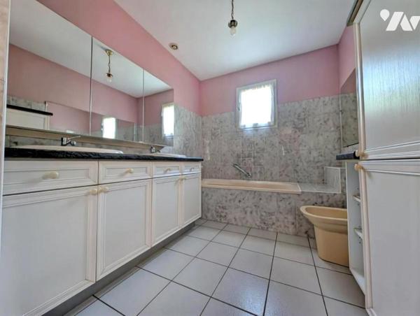 Montélimar, maison de 90 m² avec piscine