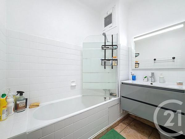 Appartement F4 à vendre  4 pièces - 77,20 m 2   PERPIGNAN  - 66
