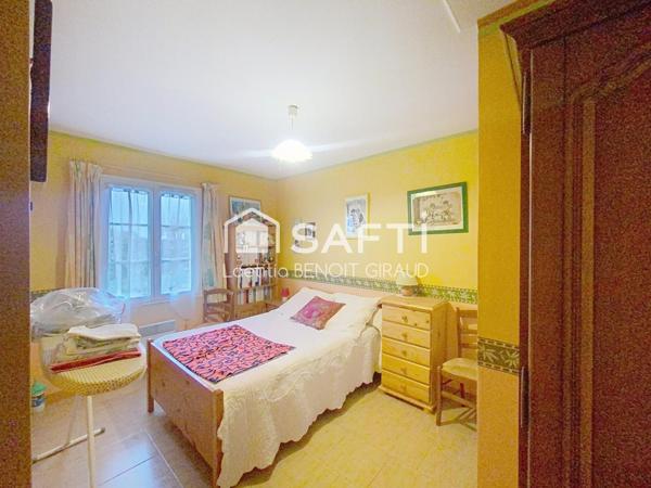 Maison plain-pied trois chambres avec jardin