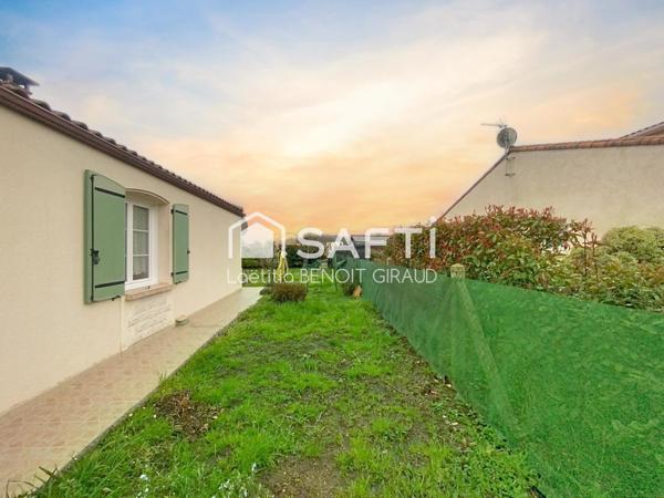 Maison plain-pied trois chambres avec jardin