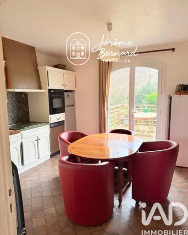 Maison à vendre 6 pièces 161 m² Saint-Barthélemy-d'Anjou