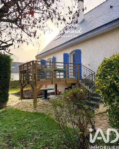 Maison à vendre 6 pièces 161 m² Saint-Barthélemy-d'Anjou