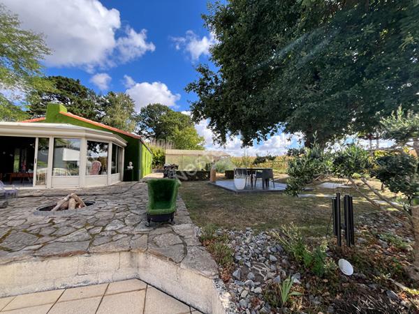Maison à vendre 7 pièces - Montaigu Vendée