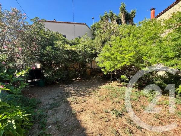 Maison à vendre  8 pièces - 79 m 2   PIA  - 66