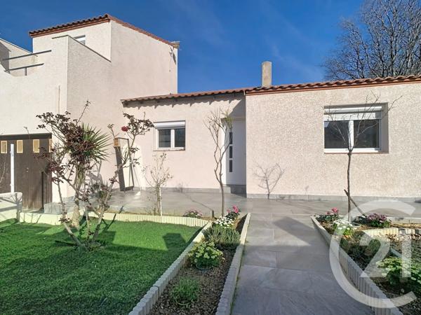 Maison à vendre  8 pièces - 79 m 2   PIA  - 66