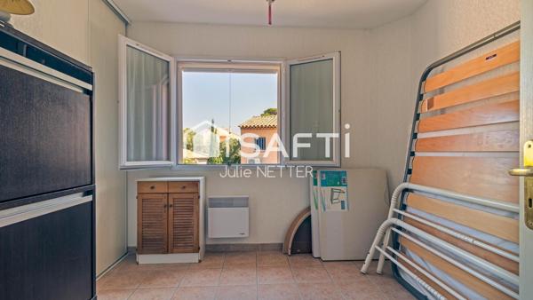 Maison 4 pièces tout à pied avec jardinet, car-port, résidence sécurisée