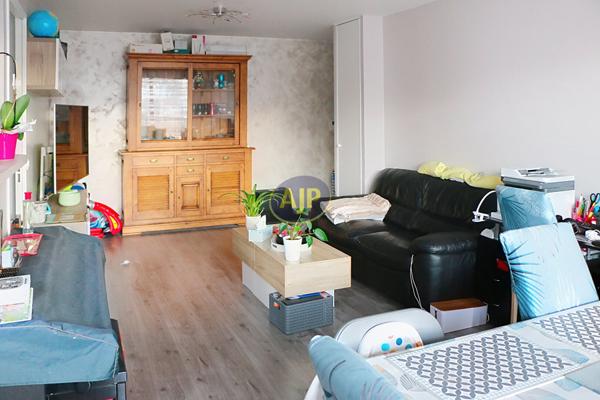 Vente appartement Vitry Sur Seine : 325 000 € - AJP Delon Immobilier Pernet