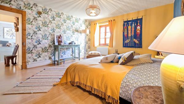 SUPERBE CORPS DE FERME RÉNOVÉ – CHARME, VOLUMES ET POTENTIEL