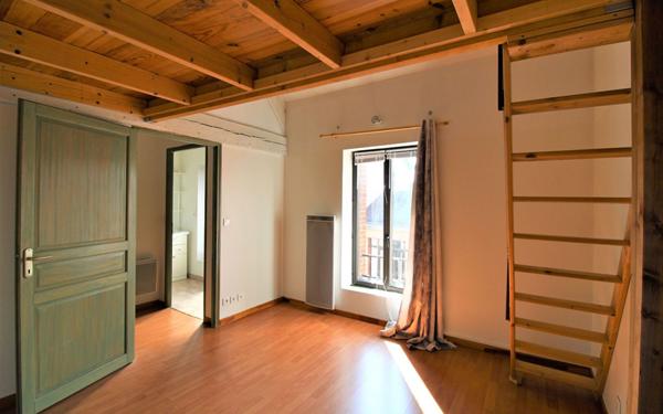 Appartement à louer    2 pièces •  Bellegarde