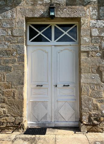 A VENDRE A ARRADON Château 12 pièces 350 m² 10 hectares de parc