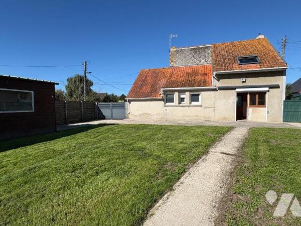 CUCQ, dans une quartier résidentiel non loin des commodités, venez découvrir cette maison compr...