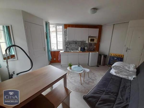 Appartement à louer 1 pièce 15.8m² Angoulême (16000)