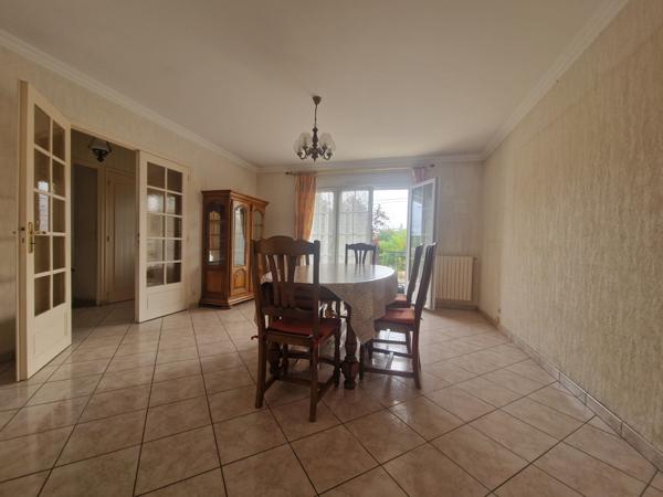 3ch sous sol, montfort le gesnois