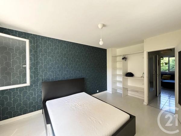 Appartement T2 à vendre  2 pièces - 44 m 2   ST ETIENNE  - 42