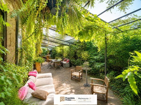 Maison, Gilly Sur Isère 15 pièces  353 m2 + dépendance de 200 m²