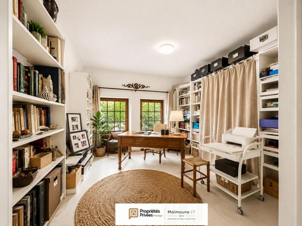 Maison, Gilly Sur Isère 15 pièces  353 m2 + dépendance de 200 m²