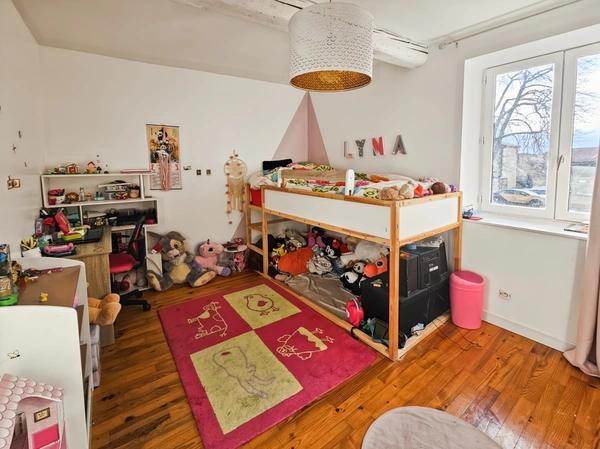 AGREABLE MAISON DE CARACTERE +TERRASSE + GARAGE
