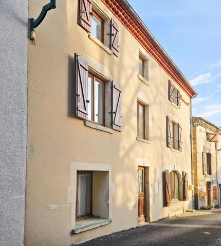 AGREABLE MAISON DE CARACTERE +TERRASSE + GARAGE