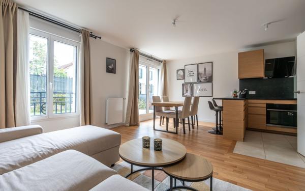 Appartement à vendre    3 pièces • 73,34 m2 Saint-Maur-des-Fossés