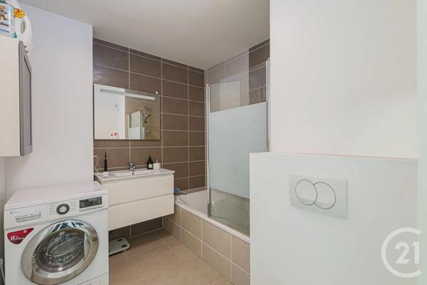 Appartement F2 à vendre  2 pièces - 46 m 2   GRENOBLE  - 38