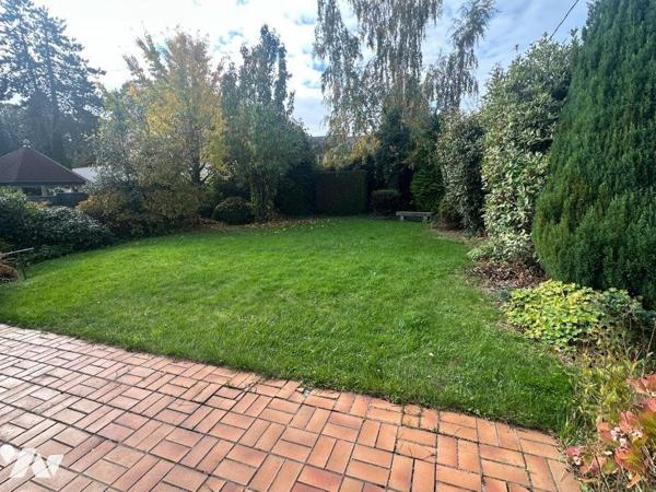 Maison individuelle à vendre à proximité du centre de BAPAUME et aussi de l'autoroute A1 compre...