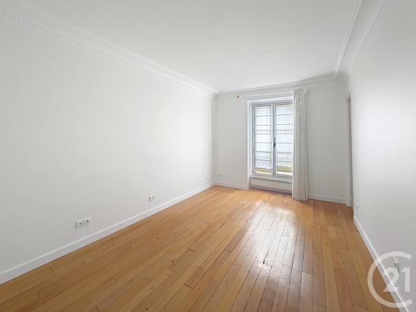 Appartement F4 à vendre  4 pièces - 80 m2 PARIS - 75018