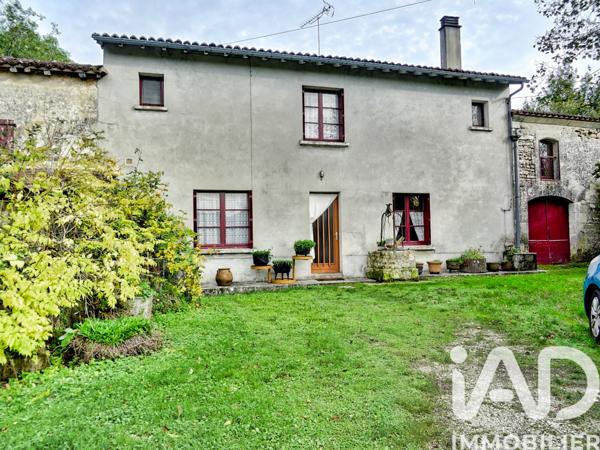 Maison à vendre 6 pièces 135 m² La Rochebeaucourt-et-Argentine