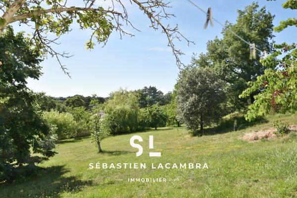Terrain à bâtir d'environ 1 500 m² – Vue dominante sur les coteaux – Puygouzon – Environnement privilégié