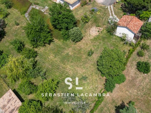 Terrain à bâtir d'environ 1 500 m² – Vue dominante sur les coteaux – Puygouzon – Environnement privilégié