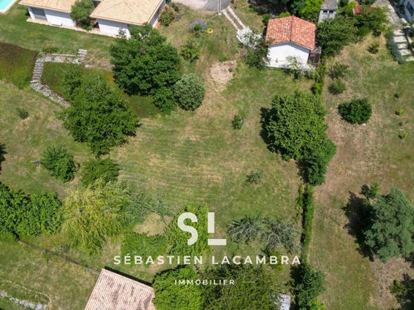 Terrain à bâtir d'environ 1 500 m² – Vue dominante sur les coteaux – Puygouzon – Environnement privilégié