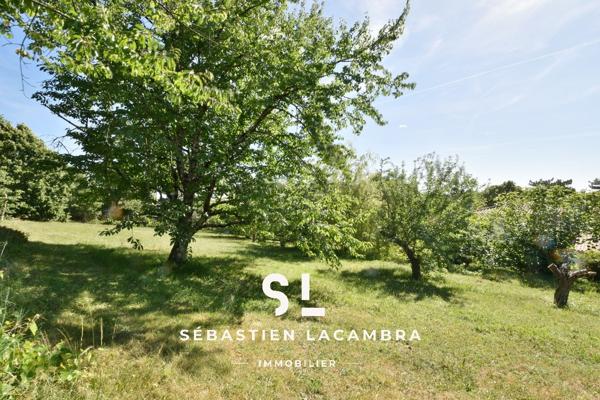 Terrain à bâtir d'environ 1 500 m² – Vue dominante sur les coteaux – Puygouzon – Environnement privilégié