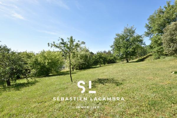 Terrain à bâtir d'environ 1 500 m² – Vue dominante sur les coteaux – Puygouzon – Environnement privilégié