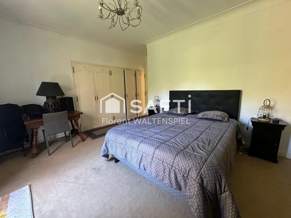Charmante maison spacieuse 5 pièces de 188m2 avec parc arboré