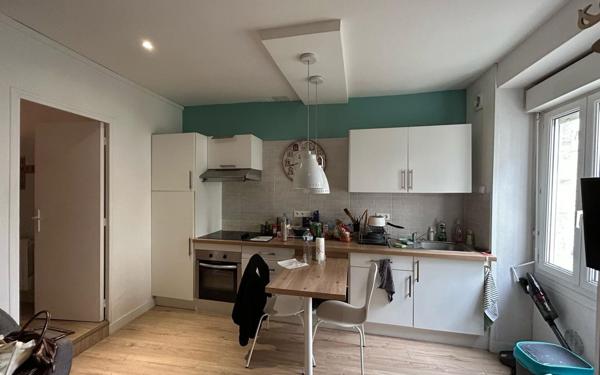 Appartement à louer    1 pièce • 30 m2 Bordeaux