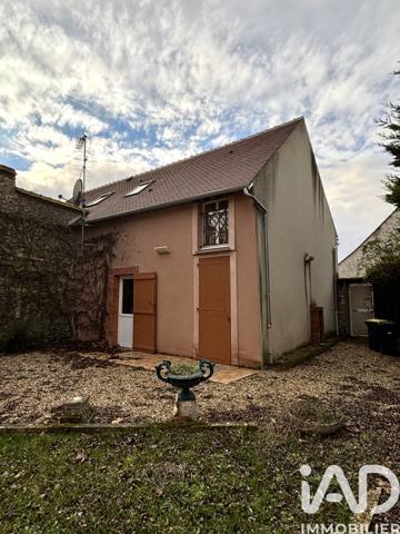 Maison à vendre 10 pièces 252 m² Auxy