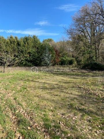 Lotissement de 1 953 m²