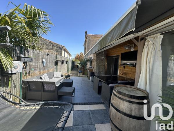 Maison 5 pièces de 129 m² à Cavignac (33620)