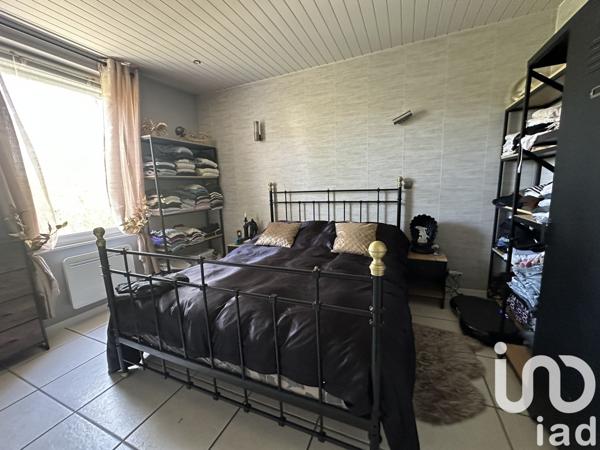 Maison 5 pièces de 129 m² à Cavignac (33620)