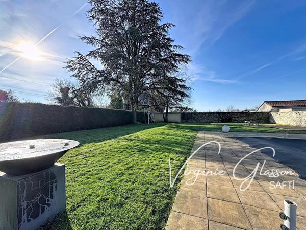 Grand terrain plat constructible