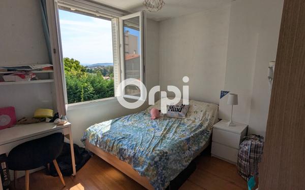 Maison à vendre    5 pièces •  Clermont-Ferrand