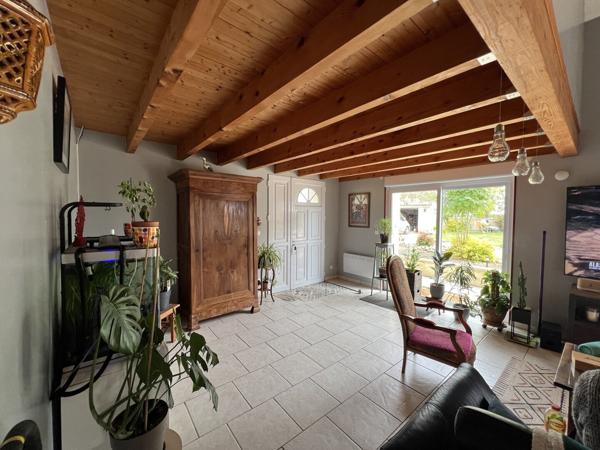 Belle longère rénovée T5 proche de Niort