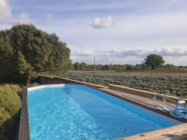 Belle longère rénovée T5 proche de Niort