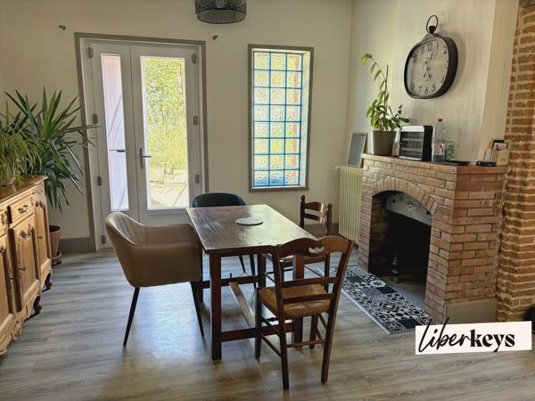 Maison familiale T5 de plain-pied rénovée avec garage et jardin